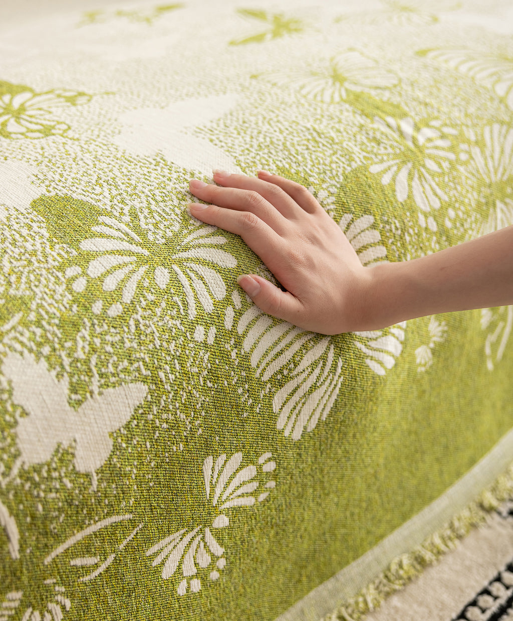 Butterfly Chenille Pet Sofa Cover