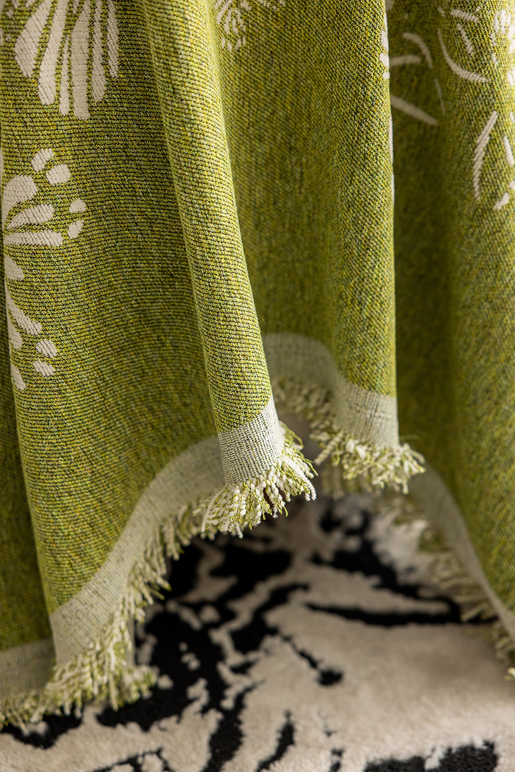 Butterfly Chenille Pet Sofa Cover